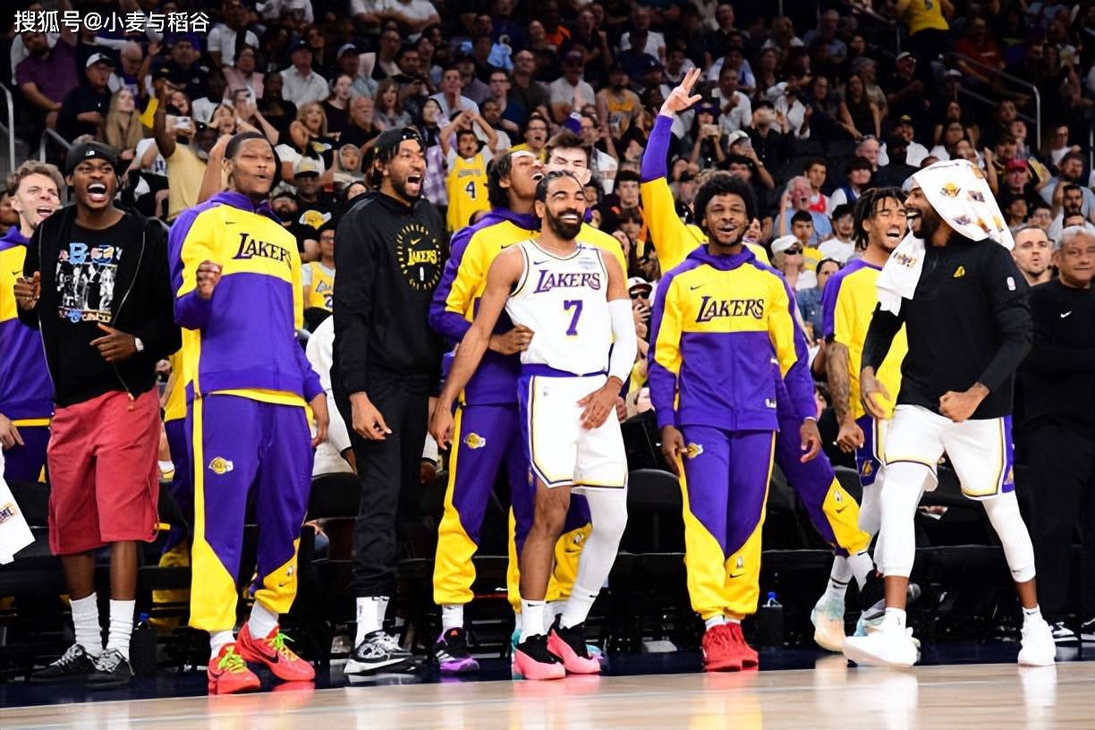 对队友的尊 对队友的尊